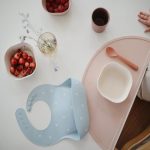 Mushie - Podkładka silikonowa na stół Blush chwalipietka