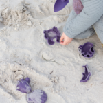 SCRUNCH Silikonowe Foremki do piasku 4 szt. - PURPUROWY - obrazek 4