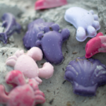 SCRUNCH Silikonowe Foremki do piasku 4 szt. - PURPUROWY