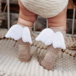 MAMA'S FEET podkolanówki dziecięce ANIOŁKI beżowe - obrazek 2