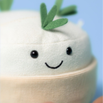 JELLYCAT Wesoły Camembert 13 cm - obrazek 5