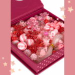 Zestaw do tworzenia biżuterii Konges Slojd – Box of Pearls Pink - obrazek 3