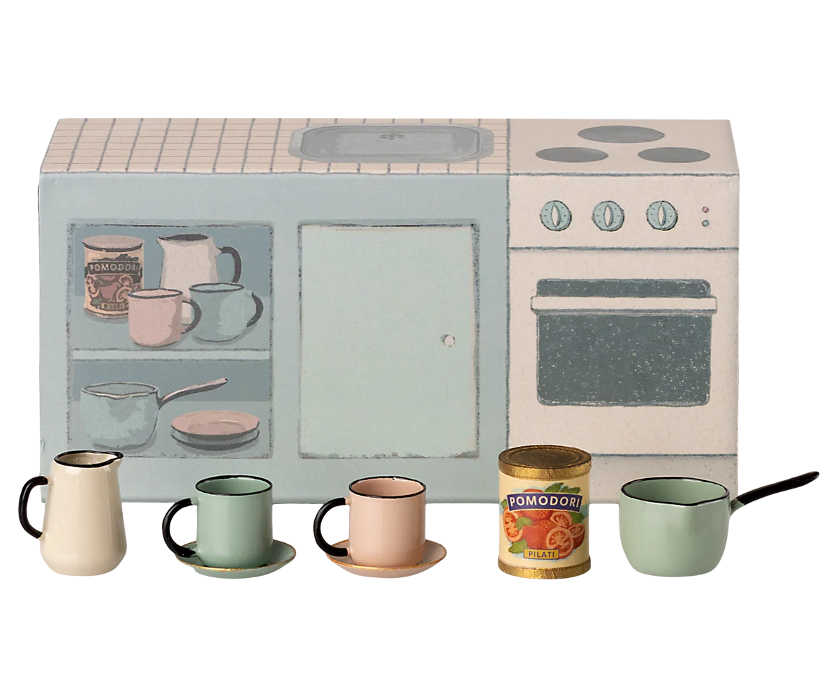 maileg-zestaw-kuchenny-dla-myszek-6-cm-kitchen-counter-chwalipietka.