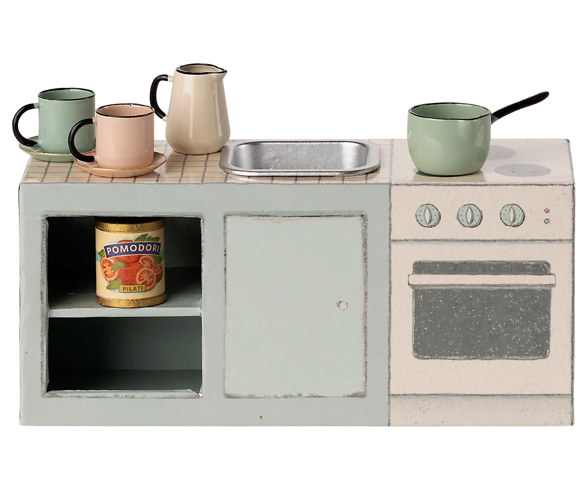 maileg-zestaw-kuchenny-dla-myszek-6-cm-kitchen-counter-chwalipietka