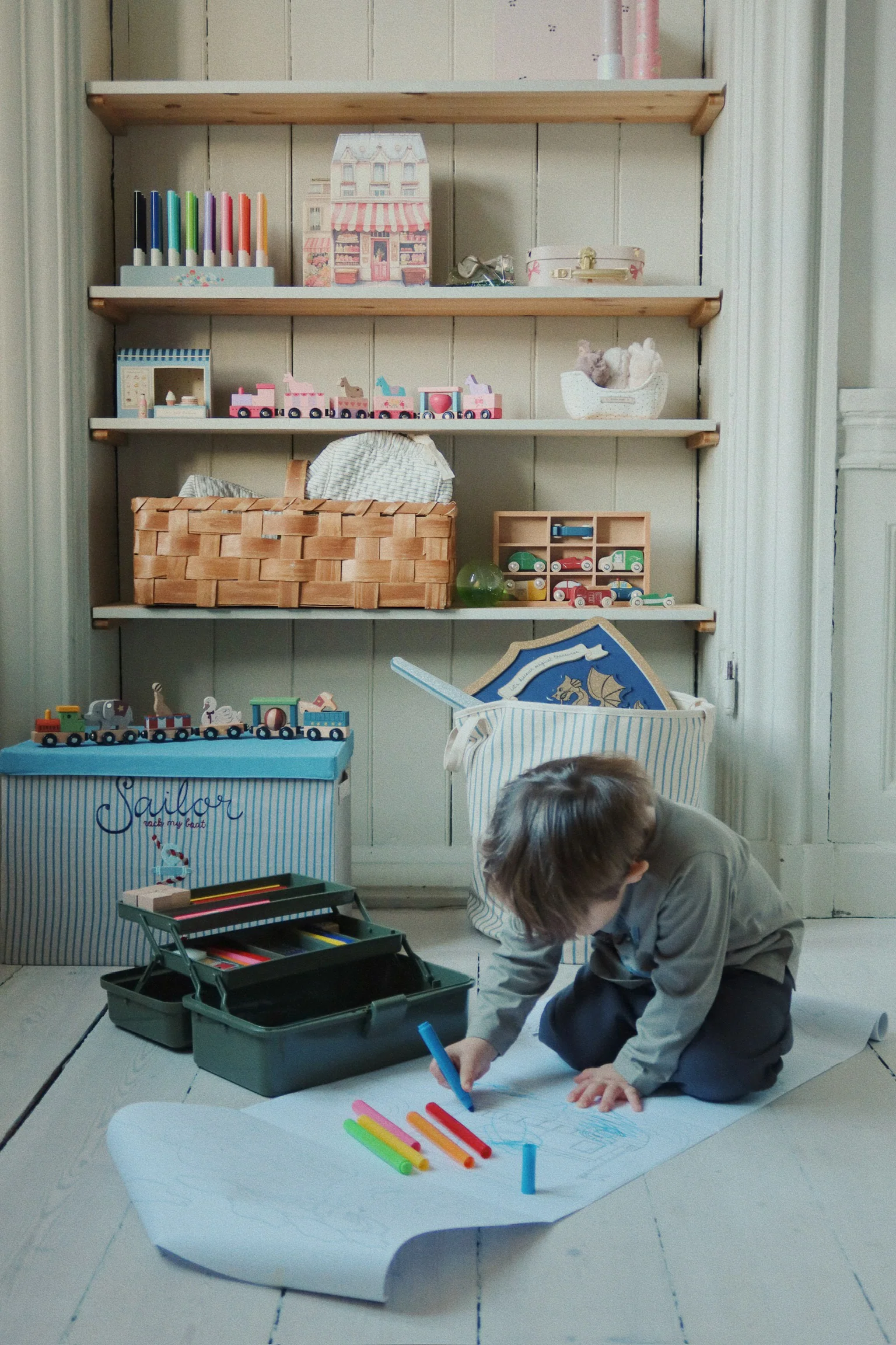 zestaw-kreatywny-dla-dzieci-konges-slojd-creative-art-caddy-olivine-chwalipiętka1