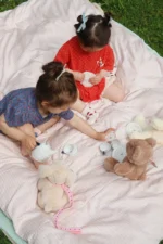 Zestaw do herbaty dla dzieci Konges Slojd – Tea Party Blue Dot, metalowy - obrazek 3