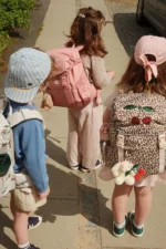 Konges Slojd Zawieszka do plecaka Króliczek Animal Bag Charm White Bunny - obrazek 3