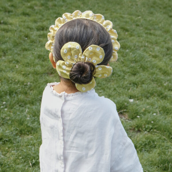 Rockahula Darling Daisy Daisy Scrunchie gumka do włosów w stokrotki