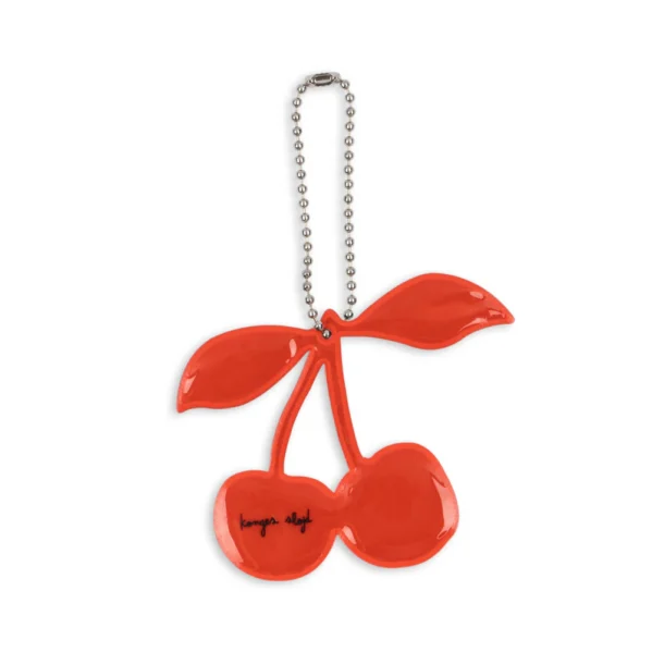 Konges Slojd Bag Charm Reflex Cherry – odblaskowa zawieszka do plecaka | Chwali Piętka