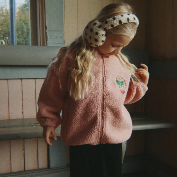 Kurtka teddy dziecięca Konges Slojd Jody Mellow Rose – Chwali Piętka