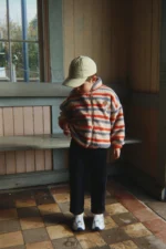 Konges Slojd kurtka dziecięca teddy Jody Tangerine Stripe – Chwali Piętka