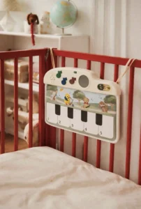 Mata muzyczna dla niemowląt Konges Slojd Melody Mat Multi – Chwali Piętka