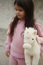 Pluszowy jednorożec Konges Slojd Starlight Unicorn Off White 38 cm – Chwali Piętka