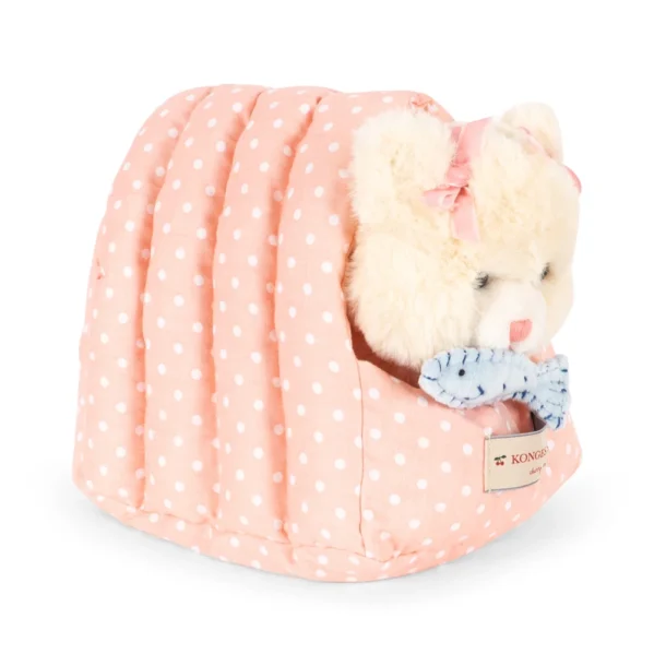 Pluszowy kotek Konges Slojd Calore Cat Teddy Beige w domku – Chwali Piętka